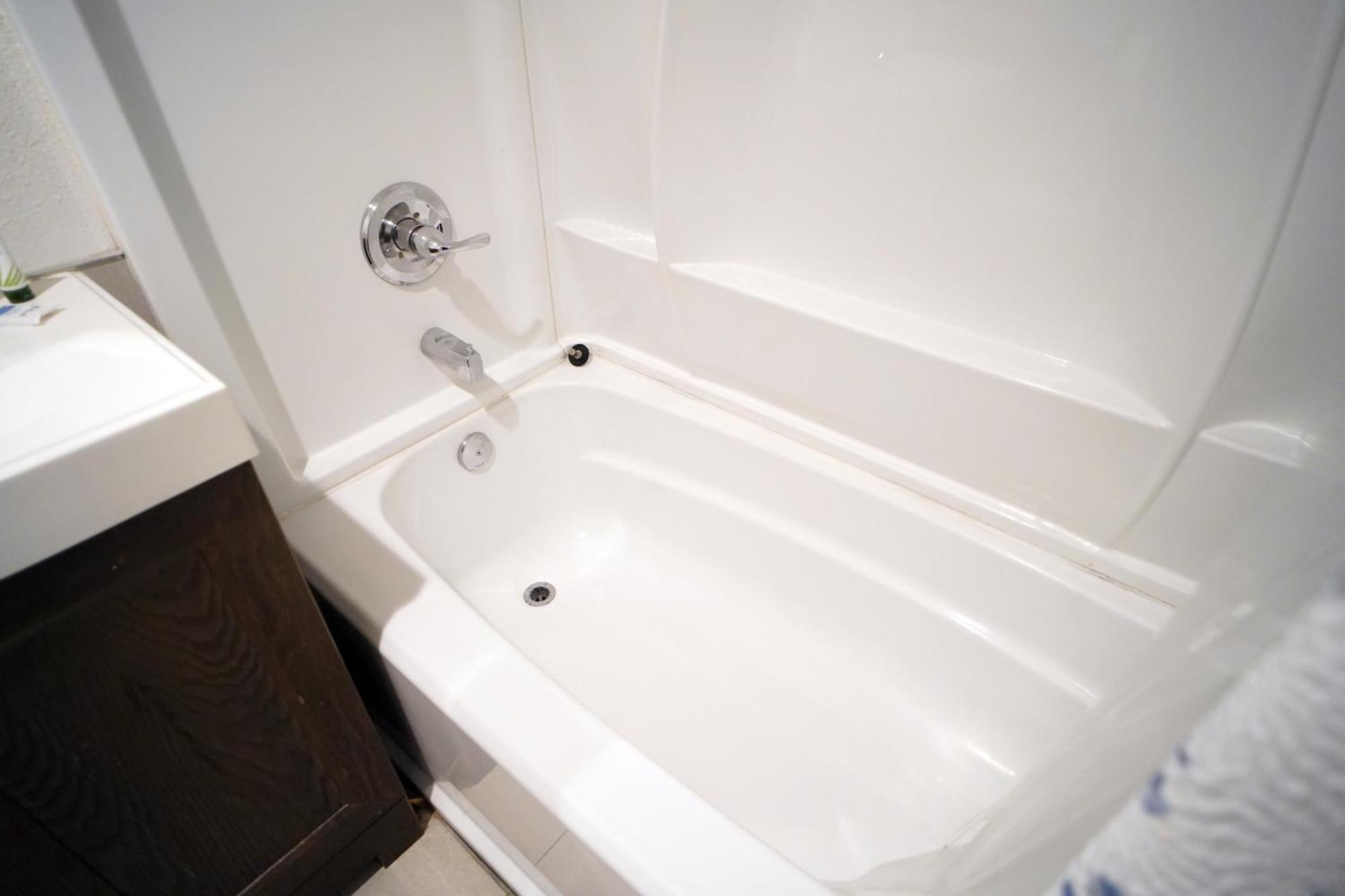 Anaheim Executive Inn & Suites Room photo