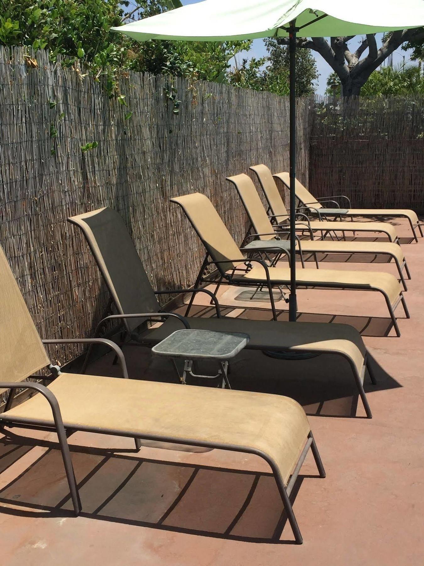 Anaheim Executive Inn & Suites Exterior photo